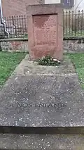 Le monument aux morts.