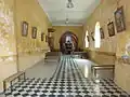 Intérieur de la nef.