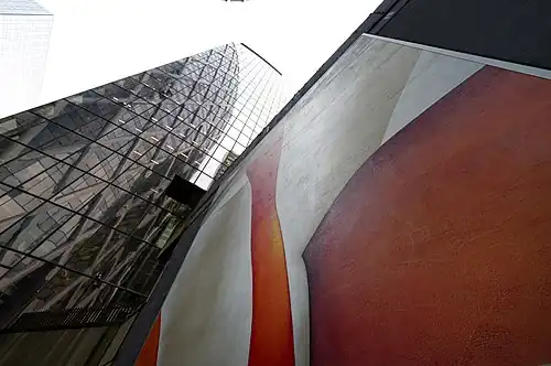 Cette oeuvre de Guillaume Bottazzi a intégré le parcours artistique de Paris La Défense en 2015