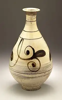 Bouteille à motifs de feuilles, style Punch’ŏng, seconde phase, populaire.