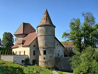 Ancien château.