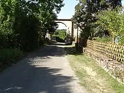 Rue de l'abbaye.