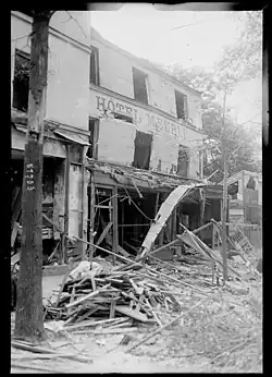 Les nos 51-53, boulevard Auguste-Blanqui après le bombardement du 2 juin 1918.