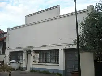 L'ancien atelier de la rue des Bruyères, actuellement (2024) désaffecté.