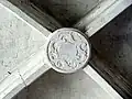 Croisillon nord, clé de voûte.