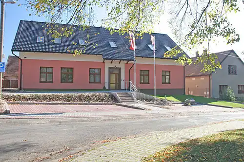 Bousov : la mairie.
