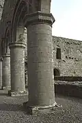Colonnes de la nef.
