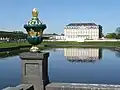 Vue du jardin et de la pièce d'eau