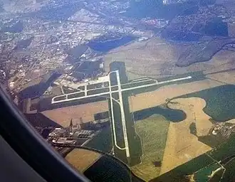 Image illustrative de l’article Aéroport M. R. Štefánik
