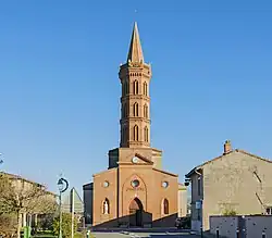 La façade.