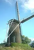 Dix ont des voiles ouvertes sur un stock et des voiles communes sur l'autre, toutes deux avec système van Bussel.