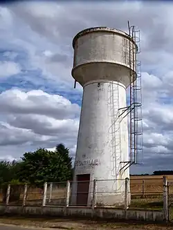 Le château d'eau.
