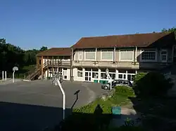 L'école du bourg.