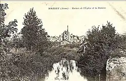 Ruines de l'église vers 1920.