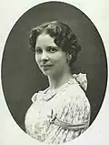 La peintre danoise Brita Barnekow&nbsp;(de), 1900.