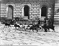 Une rue de Naples, vers 1870.