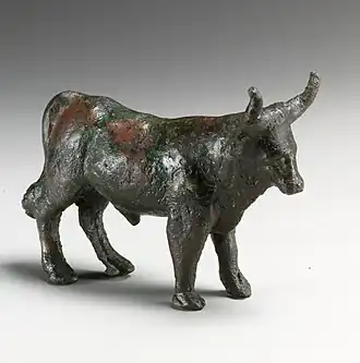Taureau étrusque en bronze, entre le Ier&nbsp;siècle&nbsp;av. J.-C. et le IIe&nbsp;siècle apr. J.-C., Metropolitan Museum of Art.