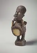 Nkisi (Brooklyn Museum).