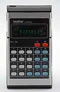 Affichage du nombre « 713705.37 » sur l'écran de cette calculatrice.