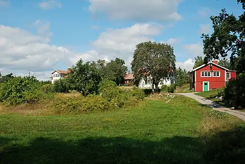 Brottö.