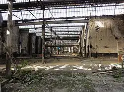 L'intérieur.
