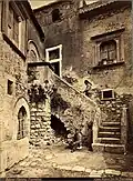 Cour intérieure de la maison La Floresta à Taormine, vers 1880.