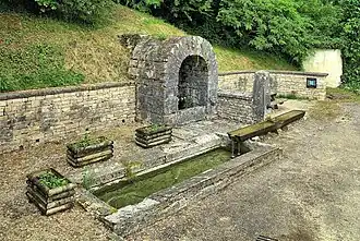 La fontaine de Saint-Maurice.