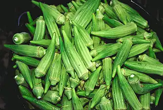 Panier de gombos.