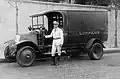 Véhicule de la Correo Argentino vers 1920