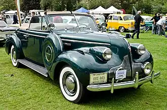 Cabriolet 2 portes.