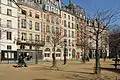 La place Dauphine.