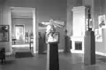 Salle des Abstraits, exposition de 1931 au Château de Bellevue, Archives fédérales.