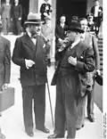 Édouard Daladier et A. François-Poncet, à gauche, le 29 septembre 1938.