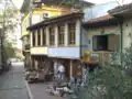 Petits commerces à proximité de la « mosquée verte » (Yeşil Camii).