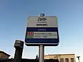Panneau de l'arrêt Miribel-centre des cars de l'Ain.