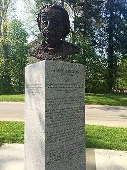 à Princeton.