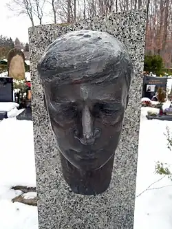 Description de cette image, également commentée ci-après
