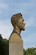 Le buste vu de profil (2015).