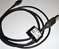 Le câble de connexion USB.