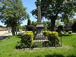 Monument aux morts.