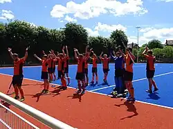 Terrain de hockey.