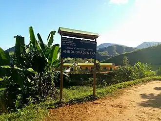 Ambolomadinika