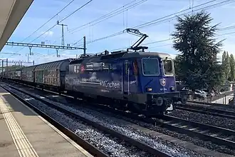 La Re 421 371 en livrée Zurich&nbsp;–&nbsp;München