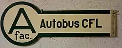 Ancienne plaque d'un arrêt du service d'autobus des CFL datant d'avant la création du RGTR.