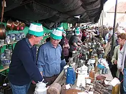 Foire aux occasions du 1er mai.