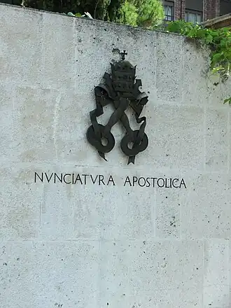 Vue de la mission diplomatique
