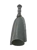 Cloche simple métallique - Cabinda avant 1907 (Tropenmuseum)