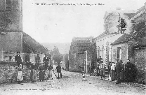 La Grande-Rue, actuelle Rue Léon Mougeot.