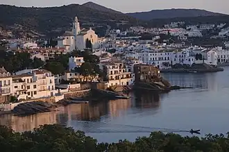 Lever de soleil sur baie de Cadaqués.