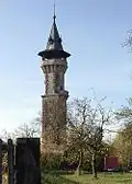 La tour panoramique, familièrement dite «&nbsp;crayon&nbsp;».